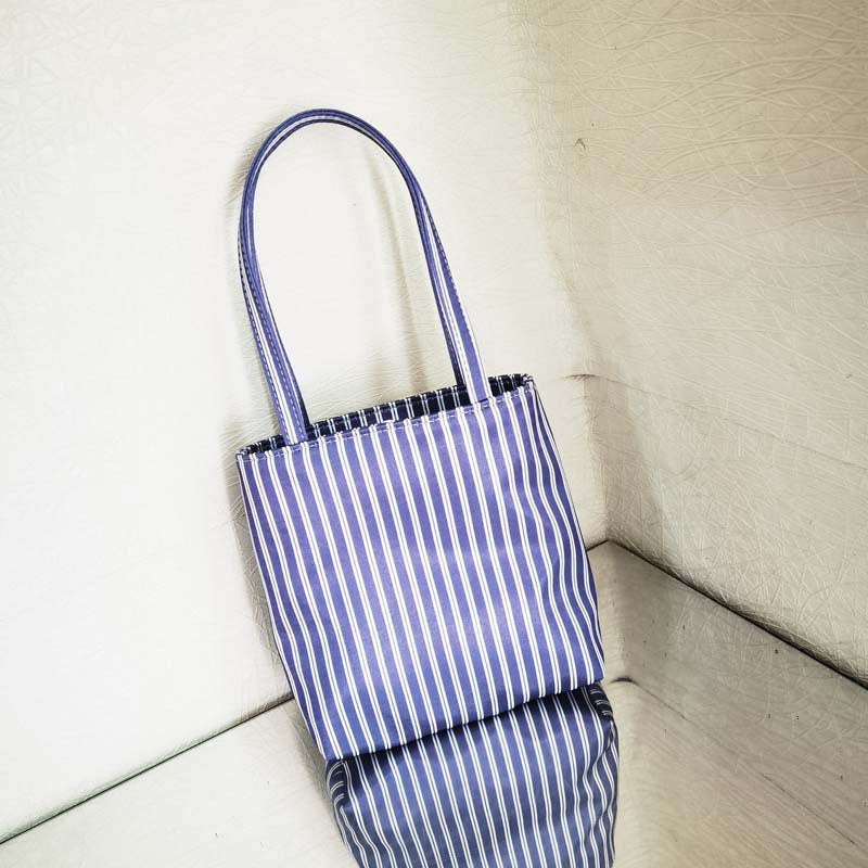 Women's Korean Commuter Retro Underarm Striped Tote Bags