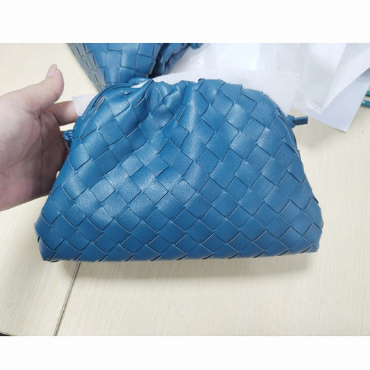 Women's Woven Cloud Dumpling Popular Fashion Clutch Shoulder Bags