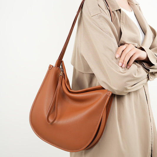 Simple Soft Leather Commuter Large Capacity Tote Bags