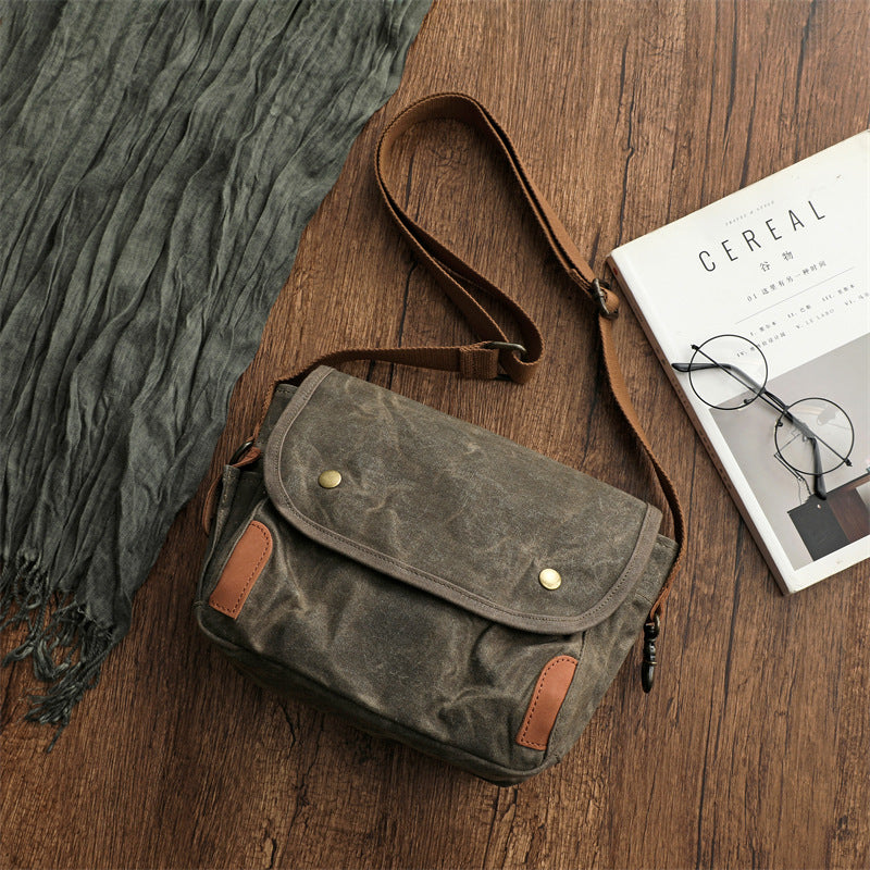 Men's Vintage Oil Wax Canvas Poor Green Men's Messenger Bags