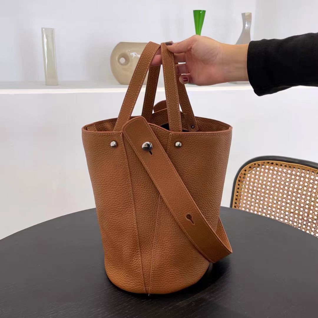 Women's Leather Large Capacity High-grade Top Layer Bucket Bags
