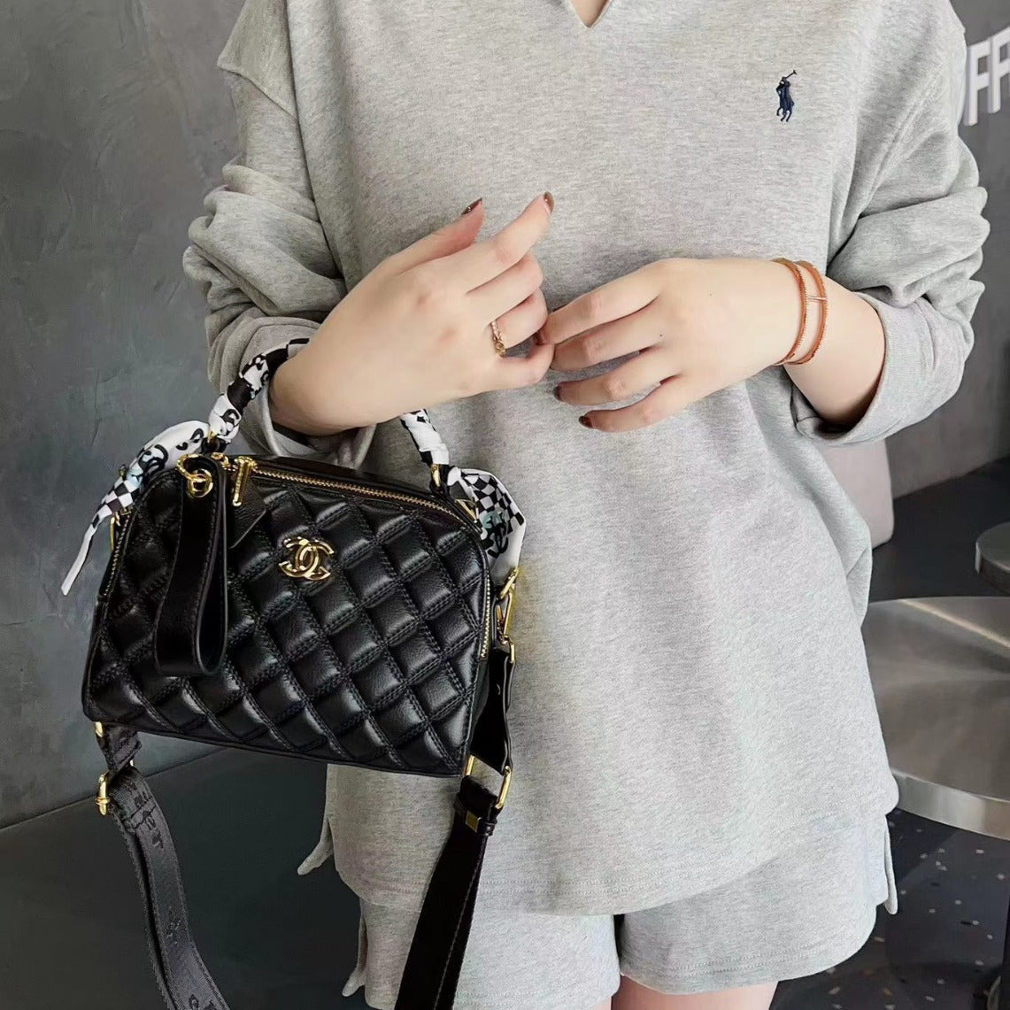 Women's Genuine Leather Elegant Fashionable Niche High-grade Shoulder Bags
