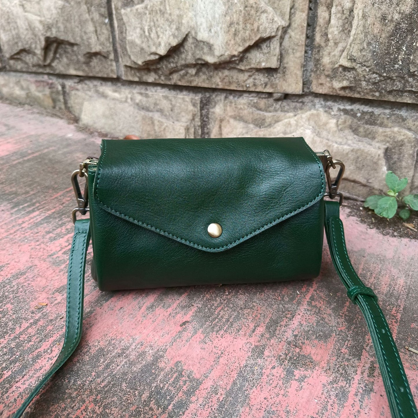 Women's Cowhide Handmade Leisure Capacity Genuine Leather Crossbody Bags