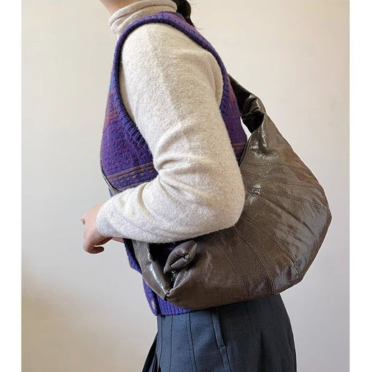 Linen Coated Croissant Niche Ode Advanced Texture Crossbody Bags