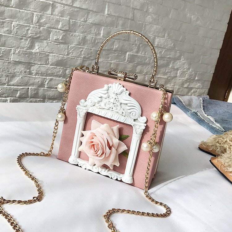 Women's Fashion Flower Box Shaping Chain Portable Handbags