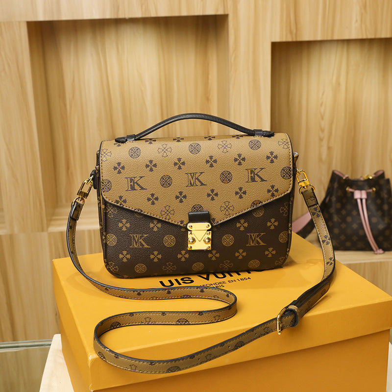 Women's Advanced Texture Western Style Printed Winter Shoulder Bags