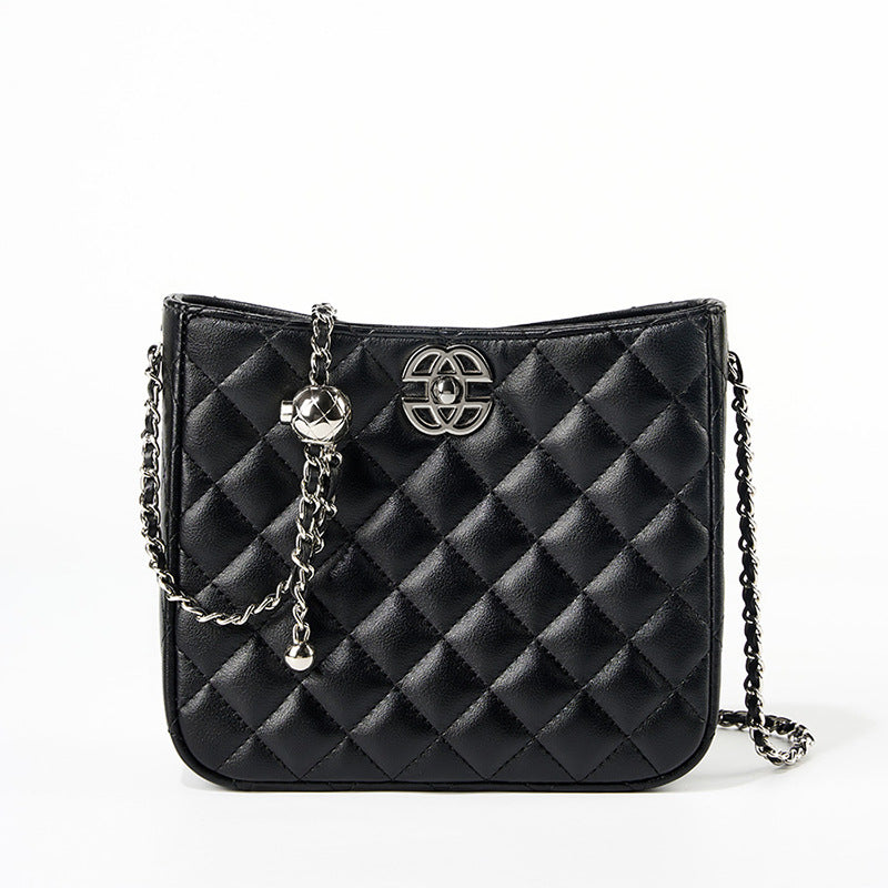 Women's Commuter Chain Genuine Leather Style One Bags