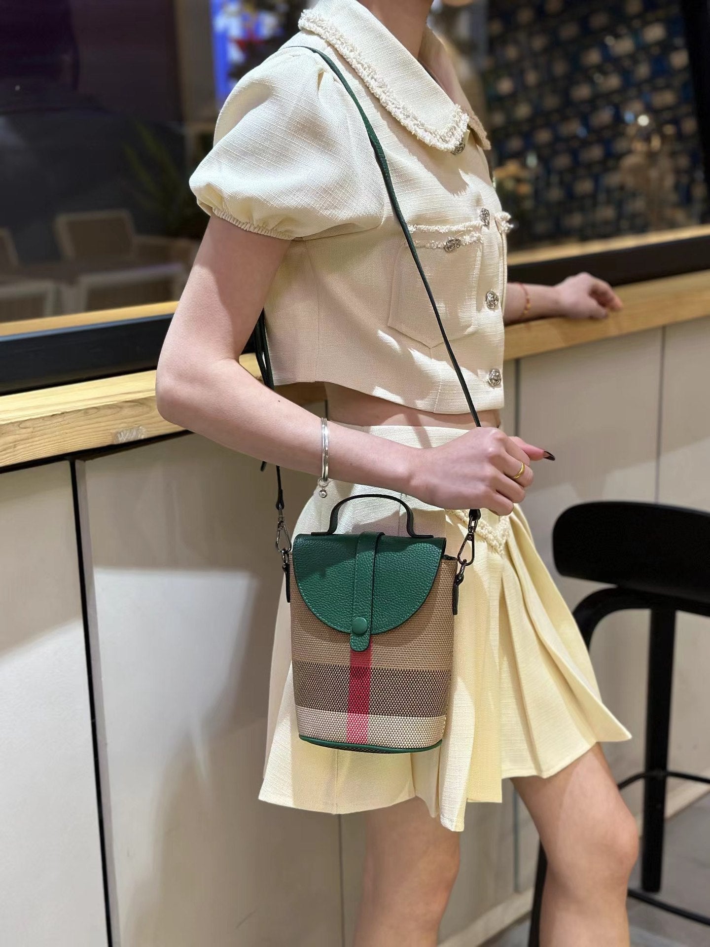 Women's Mobile Light Luxury Genuine Leather Lightweight Fashion Small Square Bags