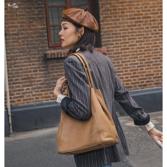Women's Leather Niche Commuter Large Capacity First Bucket Bags