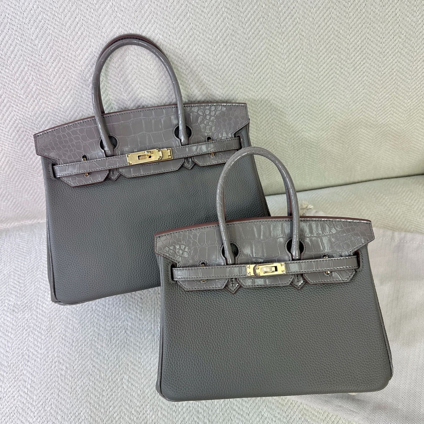 Women's Layer Cowhide Lychee Pattern Stitching Crocodile Large Capacity Handbags