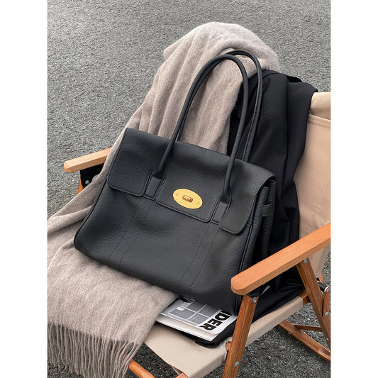 Women's Leather Large Capacity Commuter Underarm Yuan Handbags