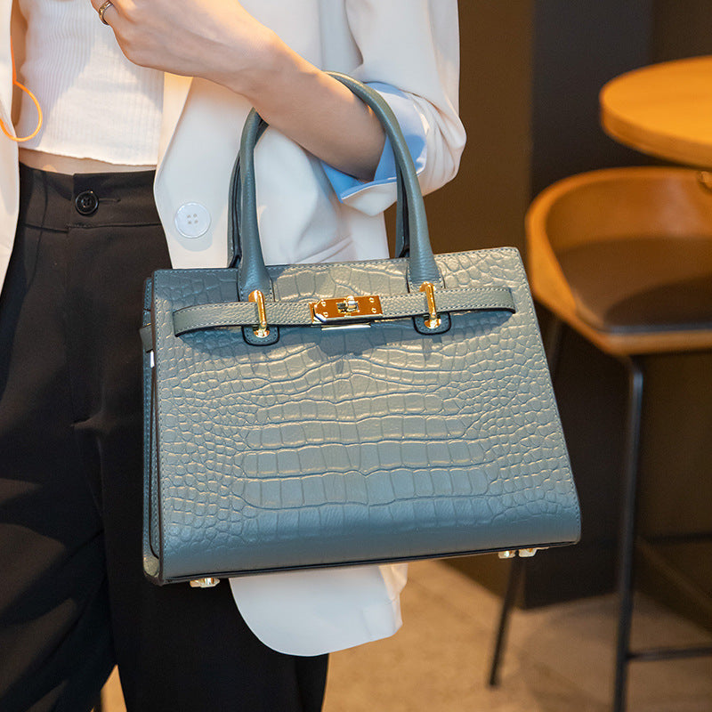 Women's Large Light Luxury Minority High-grade Crocodile Pattern Capacity Handbags