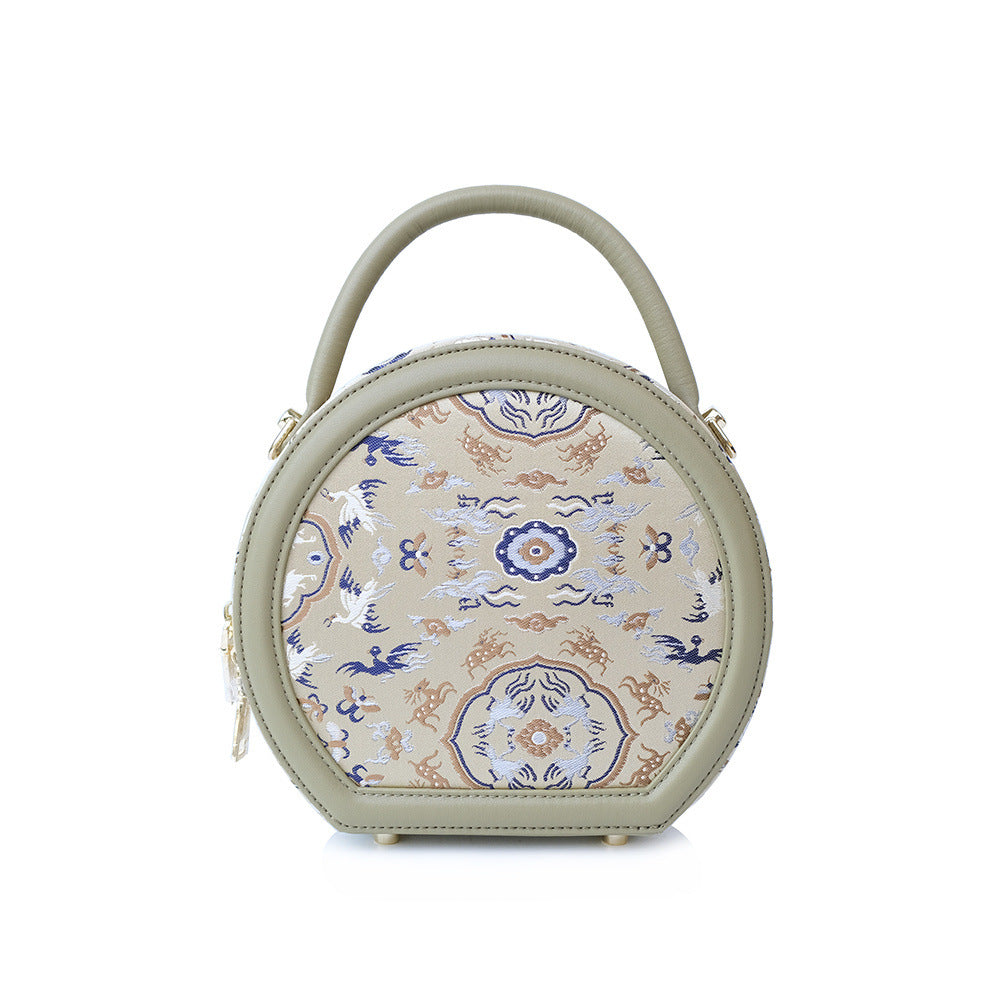 Women's Yarn National Style Mother Round Pie Bags