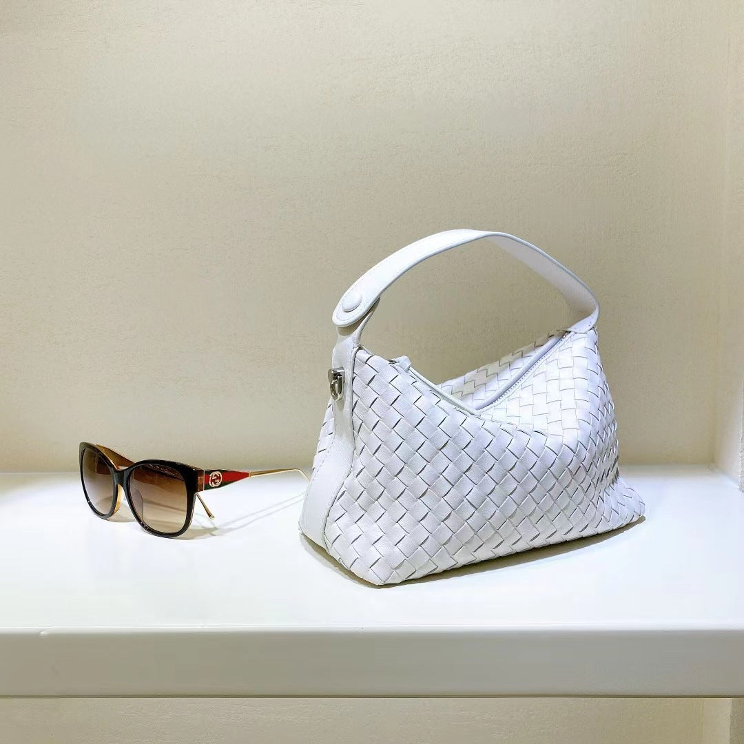 Women's Handmade Genuine Leather Woven Underarm Chain Crossbody Bags