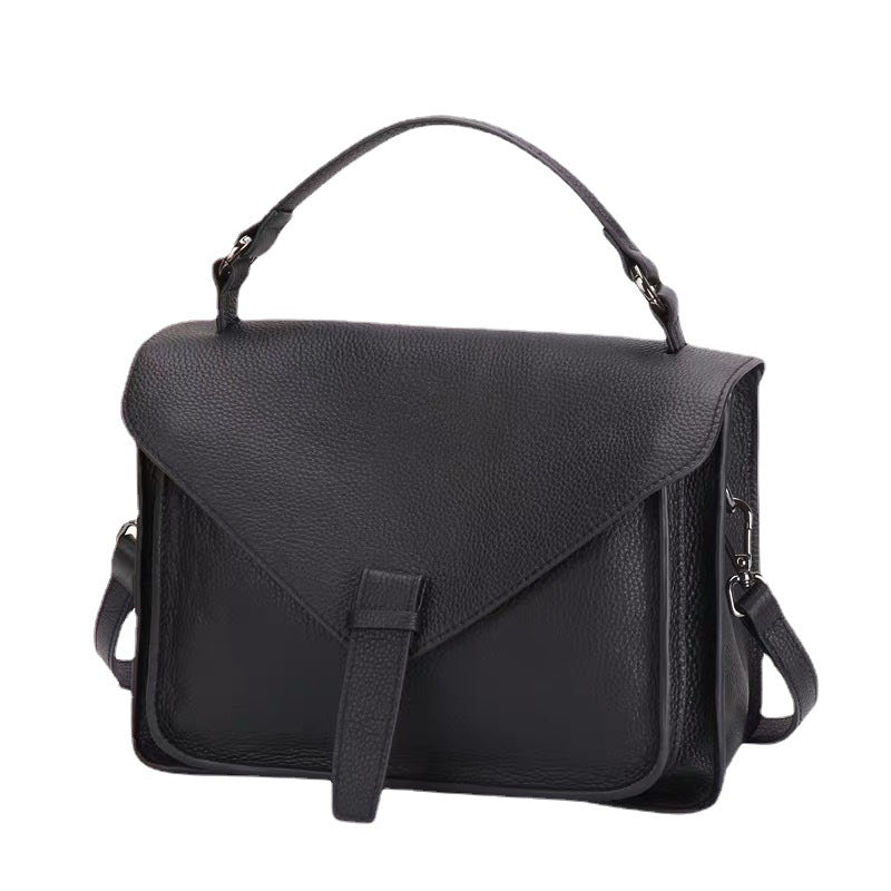 Portable Vintage Large Capacity First Layer Shoulder Bags