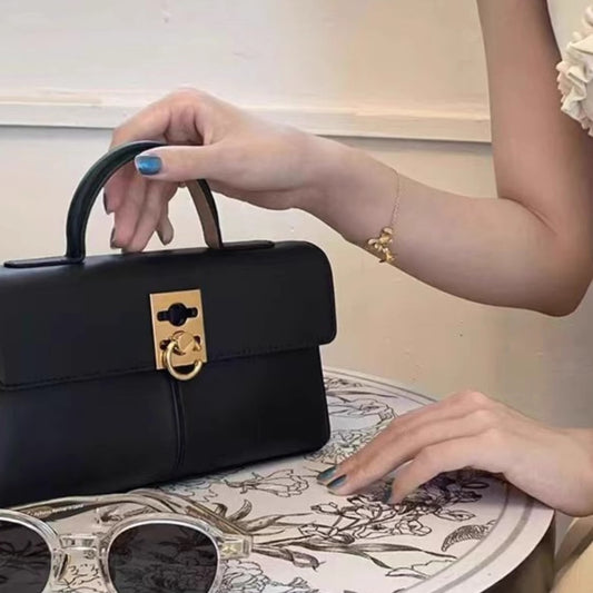 Light Luxury Size Portable Classic Cowhide Shoulder Bags