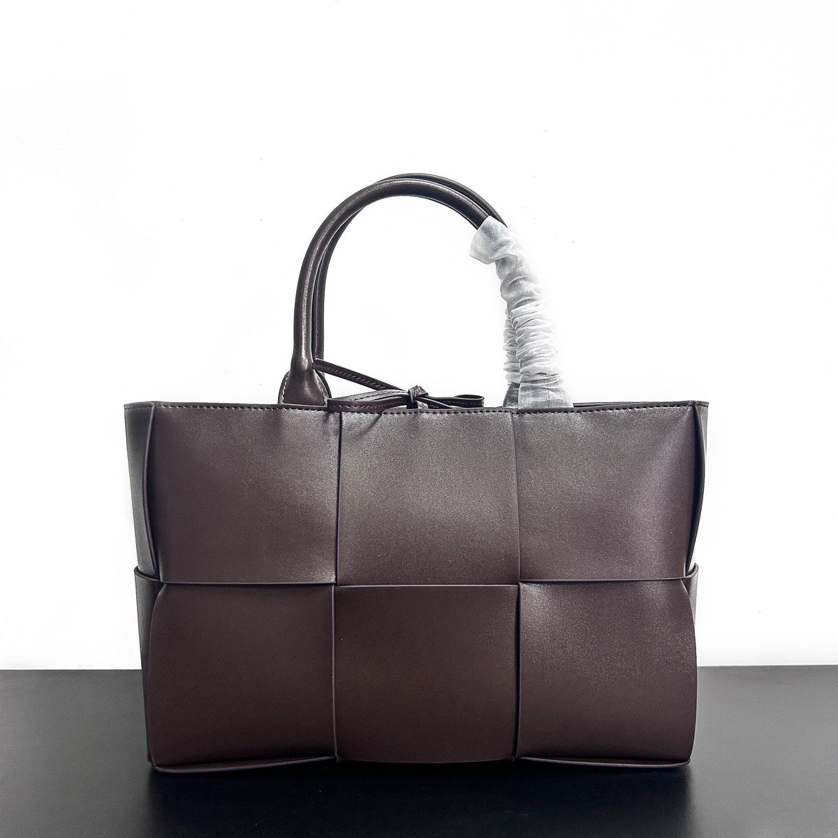 Women's Texture Big Woven Leather Large Capacity Bags