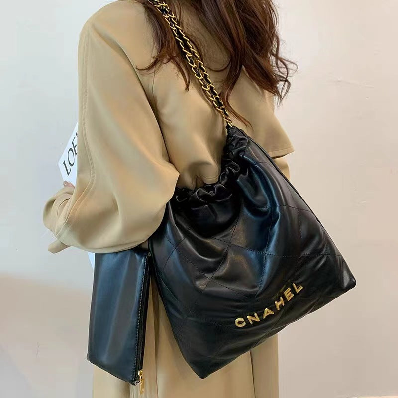 Women's Light Luxury Classic Style Diamond Chain Shoulder Bags