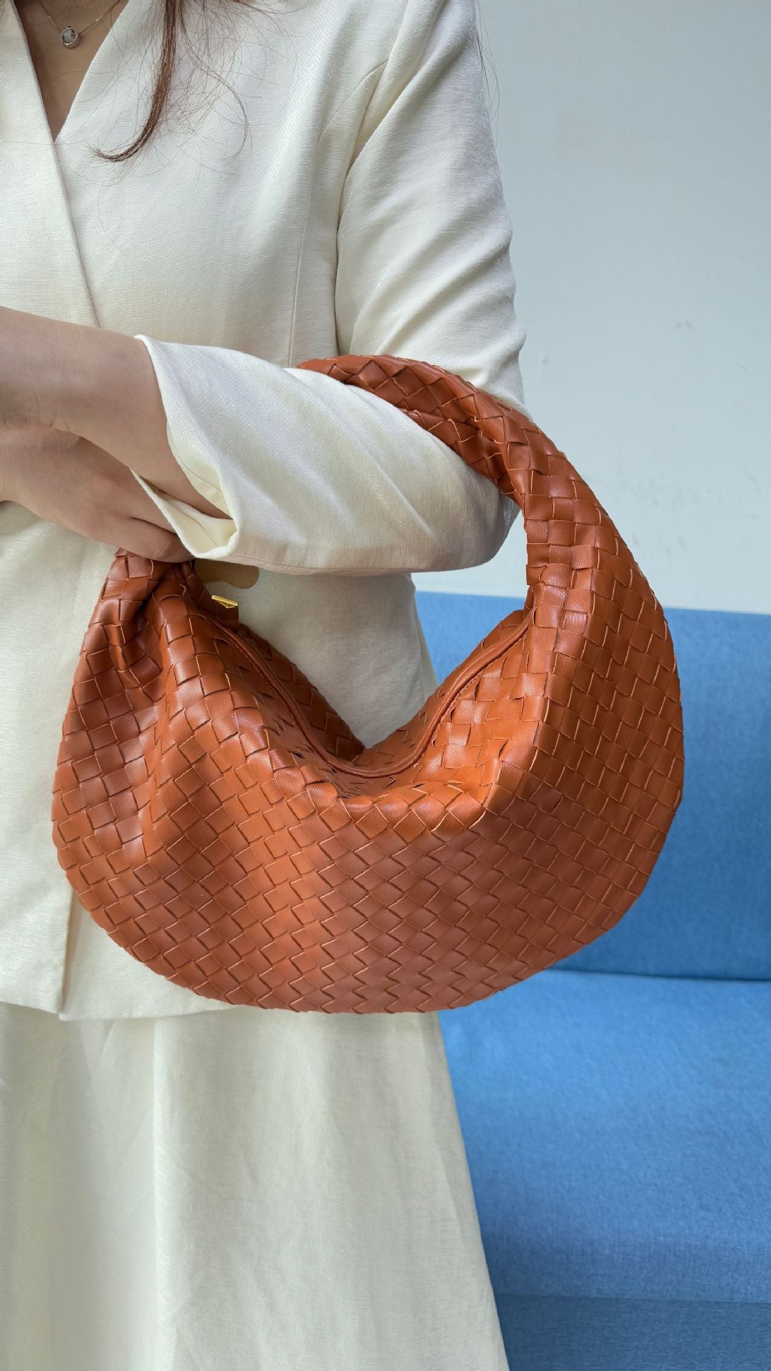 Women's High-grade Woven Stylish Underarm Large Capacity Tote Bags