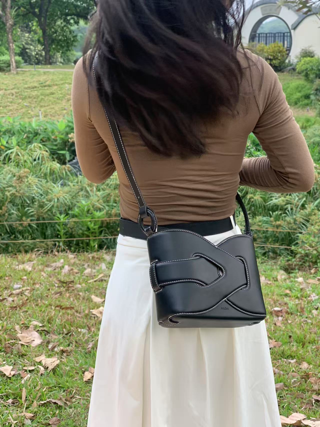 Women's Quality Design Leather Interwoven Portable Handbags