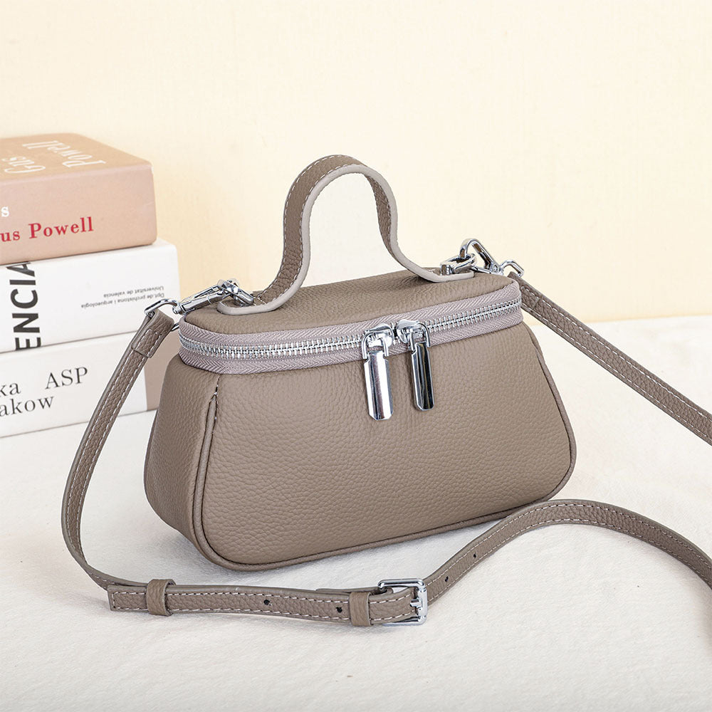 Women's First Layer Cowhide Stylish Versatile Portable Crossbody Bags