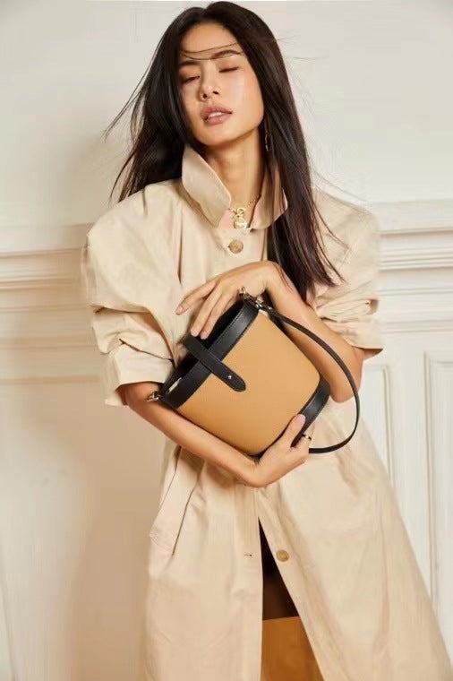 Women's Cowhide Leather Minority Fashion Contrast Color Bucket Bags