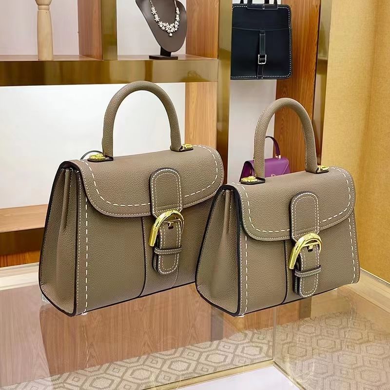 Women's Saddle Genuine Leather Vachette Clasp Vintage Shoulder Bags