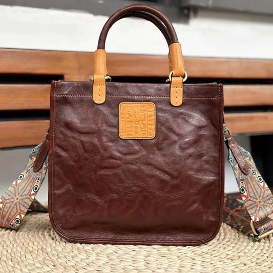 Women's Pattern Retro Handmade Vegetable Tanned Leather First Layer Shoulder Bags