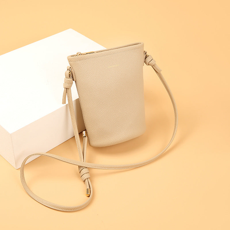Women's Genuine Leather Fashion Mobile Zipper Simple Phone Bags