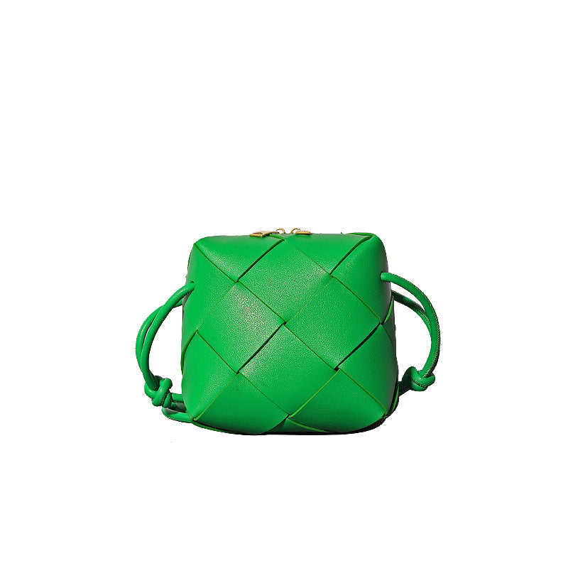 Pretty Fashion Woven Box Diamond Style Shoulder Bags