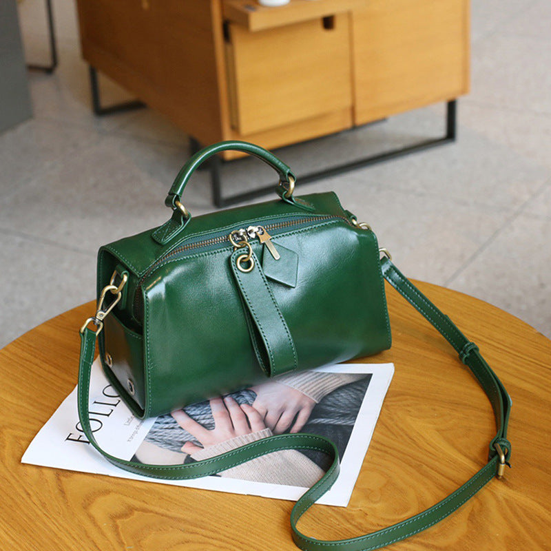 Women's Leather Pillow Retro Top Layer Fashion Crossbody Bags