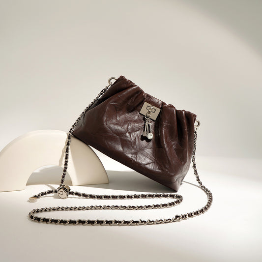 Women's Pleated Cowhide Cloud Retro High-grade Elegant Lock