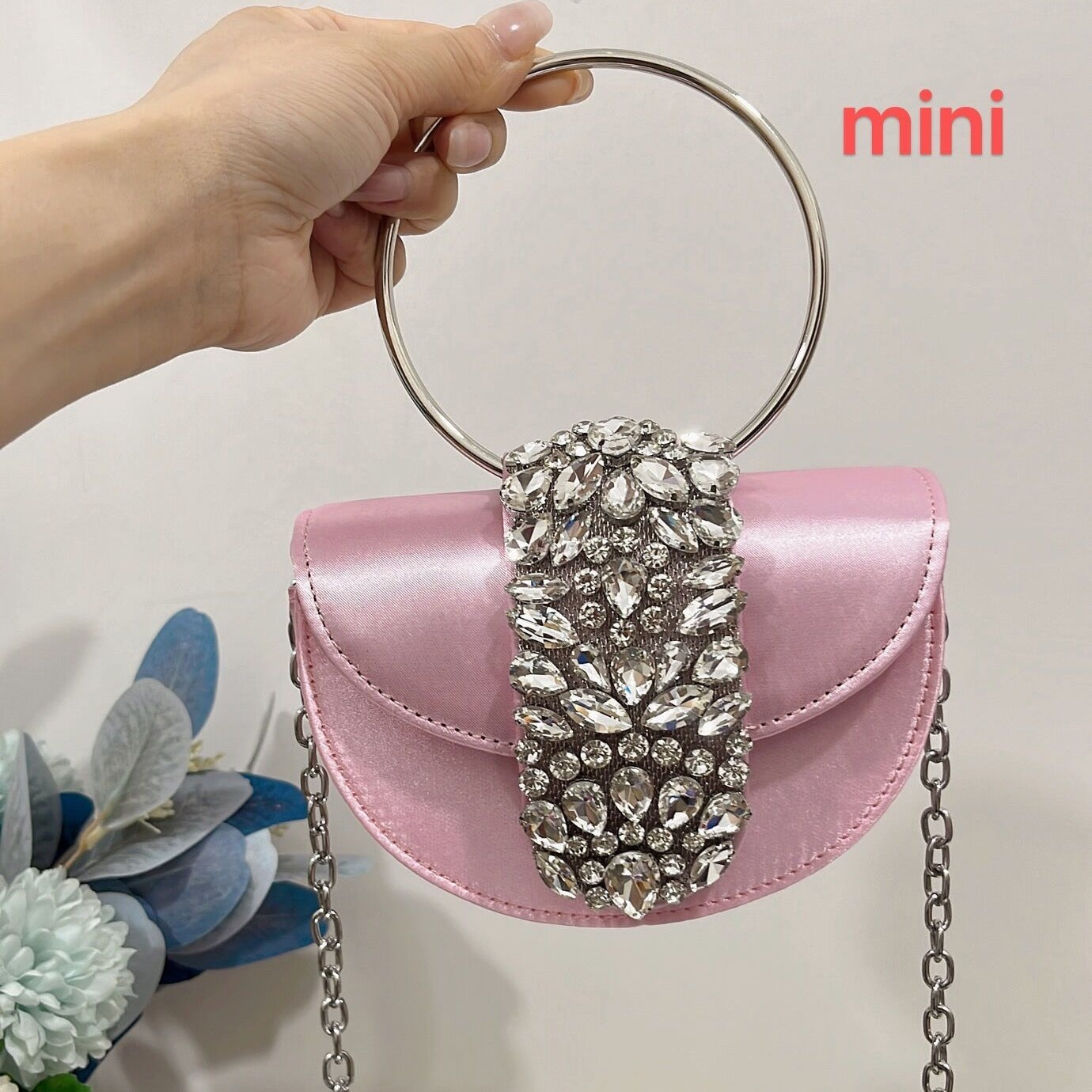 Women's Attractive Graceful Shiny Vintage Satin Crossbody Bags