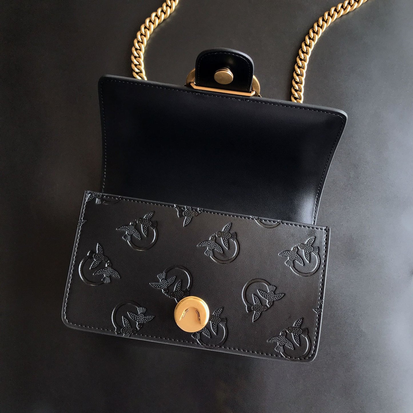 Women's Embossed Leather Classic Swallow Underarm High Armpit Bags