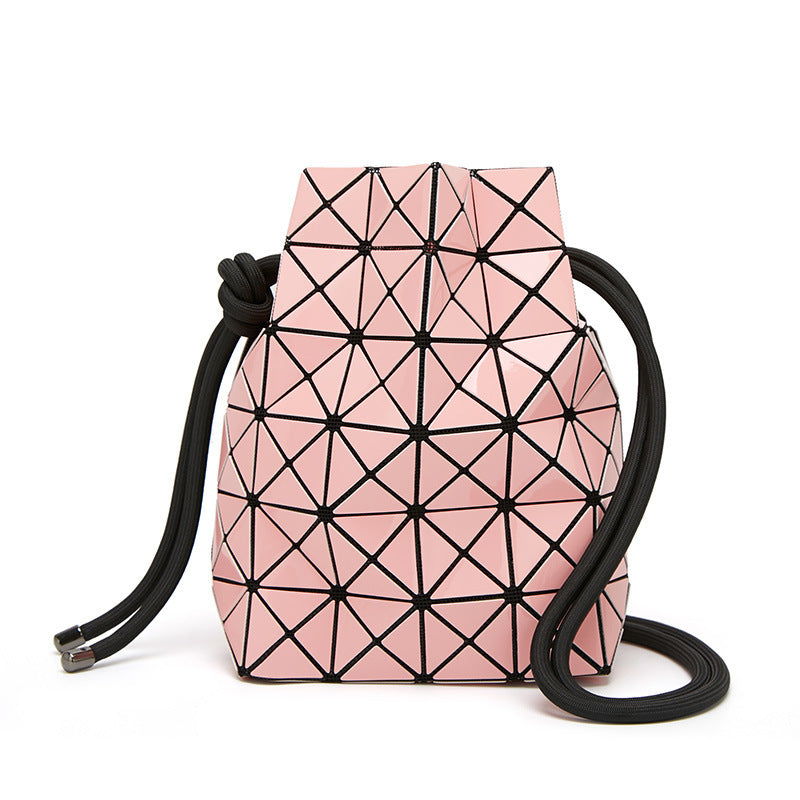 Women's Diamond Drawstring Bundle Life Piece Bucket Bags