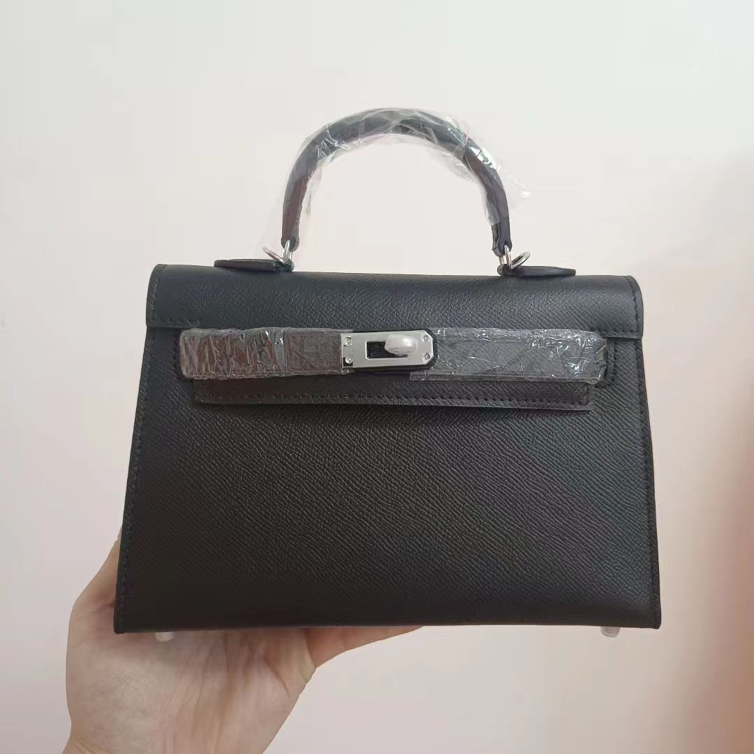 Women's Generation Cowhide First Layer Leather Crocodile Shoulder Bags