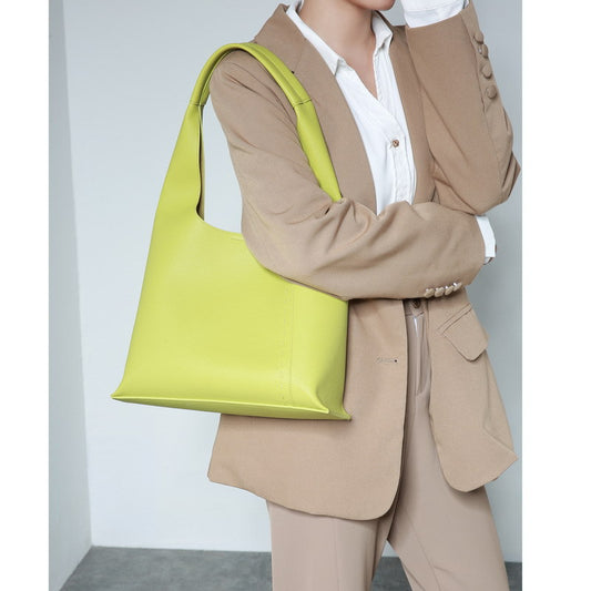 Women's Cowhide Large Capacity Commuter Shopping Underarm Shoulder Bags