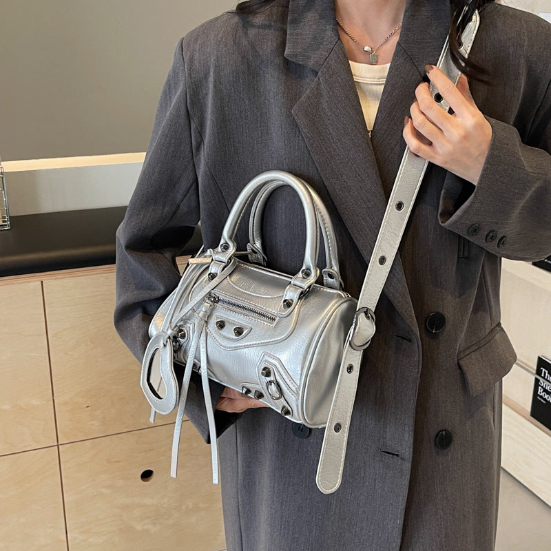 Women's High-grade Rivet Hot Style Textured Boston Bags