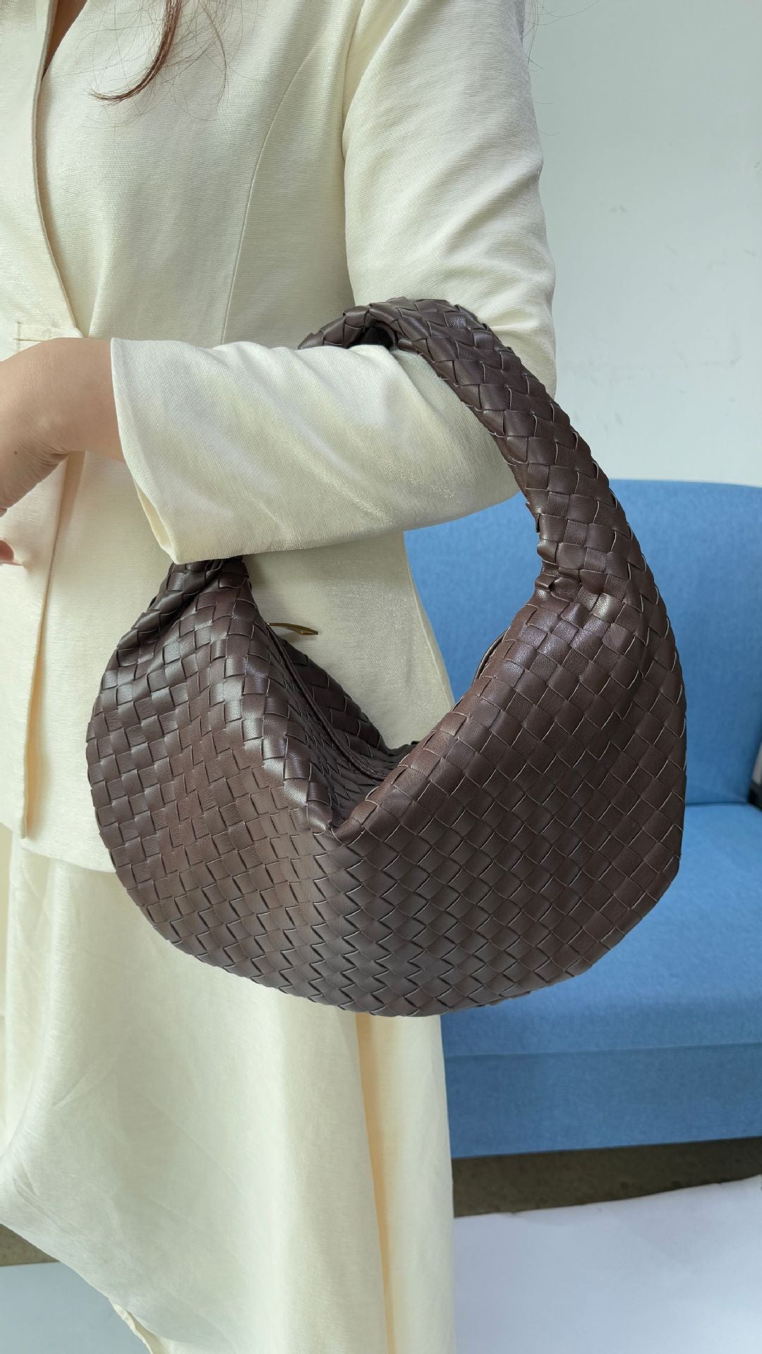 Women's High-grade Woven Stylish Underarm Large Capacity Tote Bags