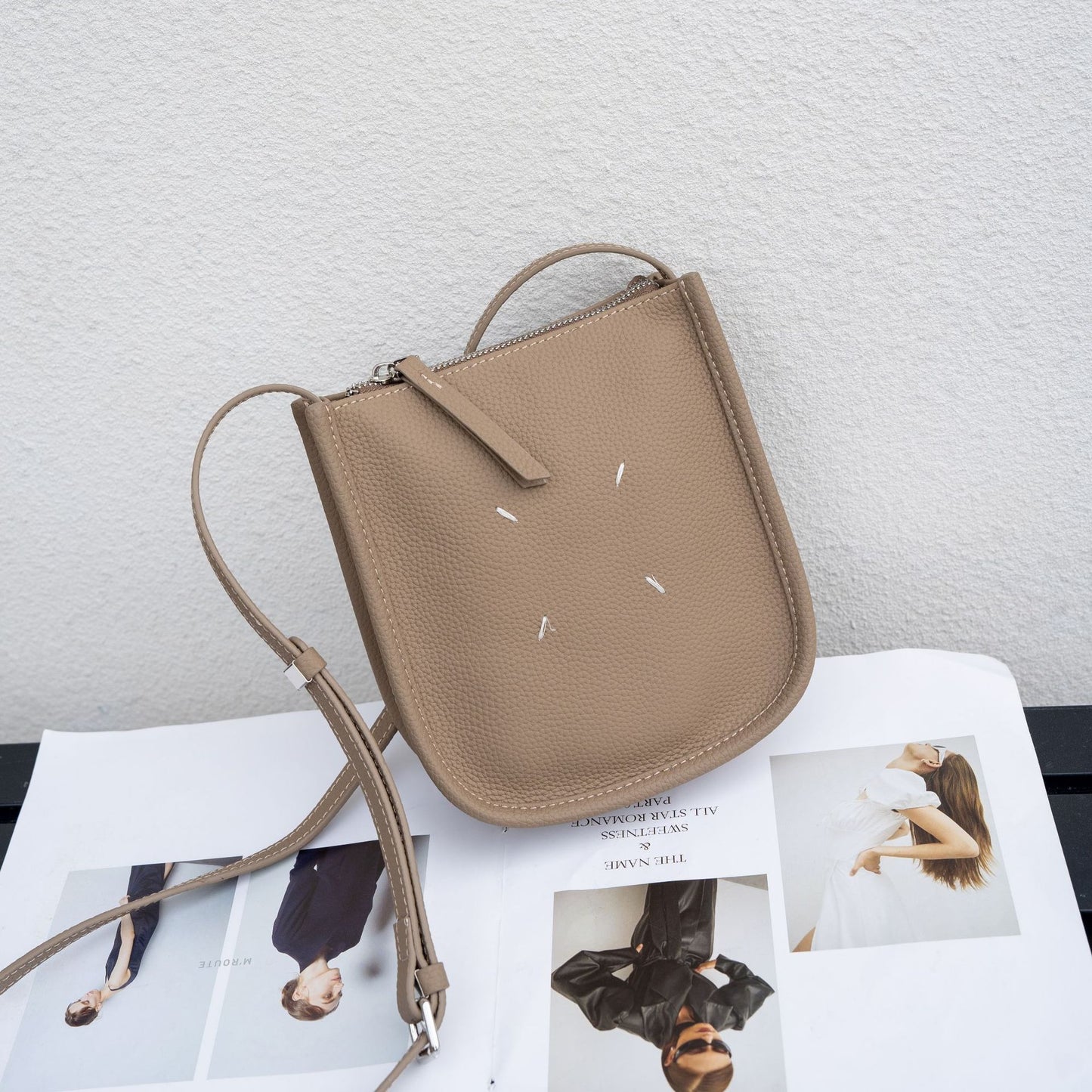 Women's First Layer Leather Simple Genuine Practical Phone Bags