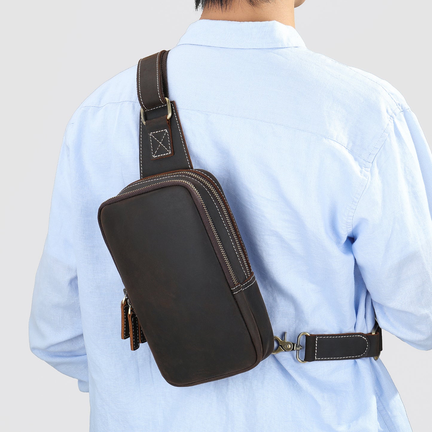 Men's Extra Light Luxury Retro First Layer Cowhide Men's Chest Bags