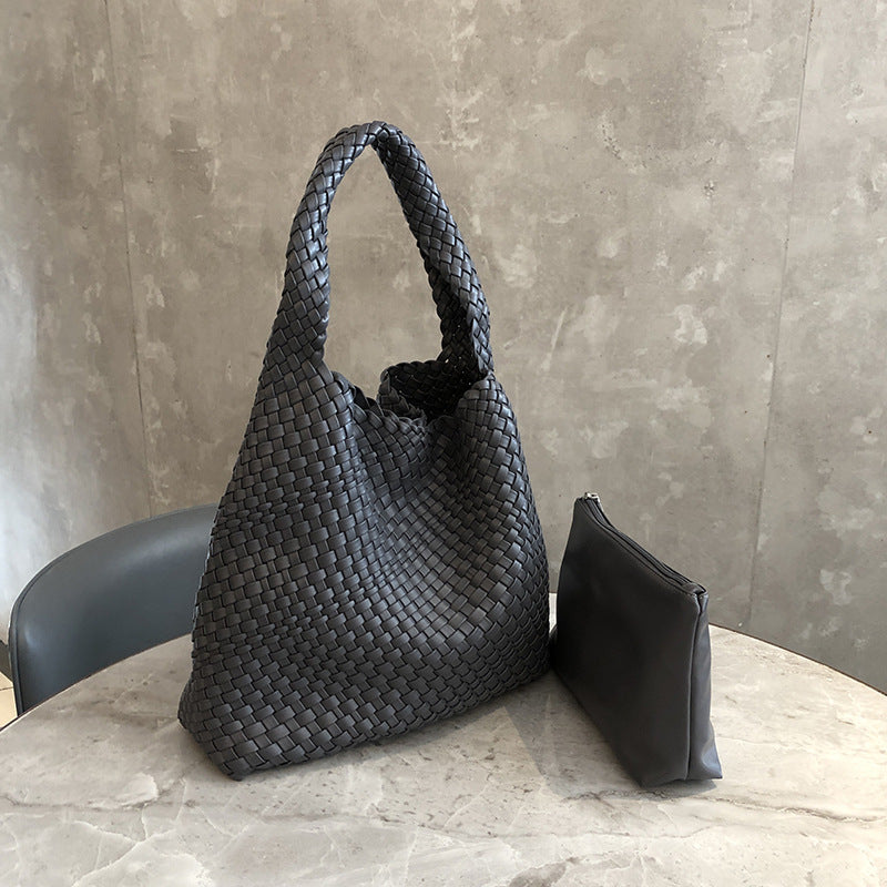 Capacity Hand-woven Female Fashion Simple Hand Bucket Bags