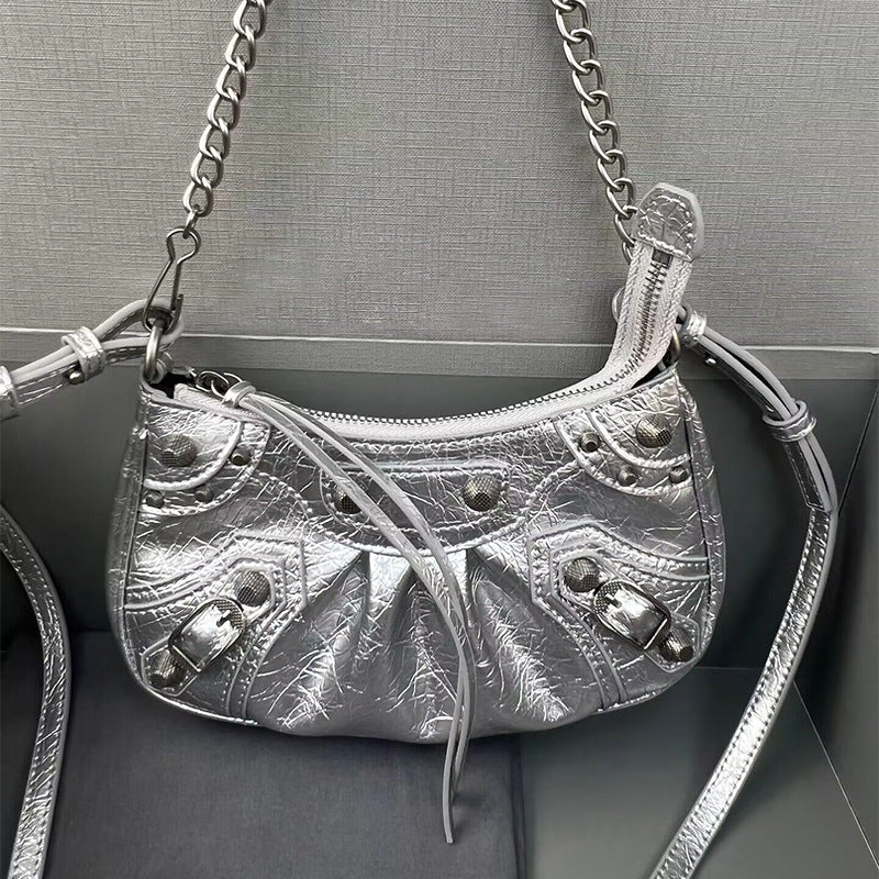 Motorcycle Female Street Hot Chain Rivet Oil Armpit Bags