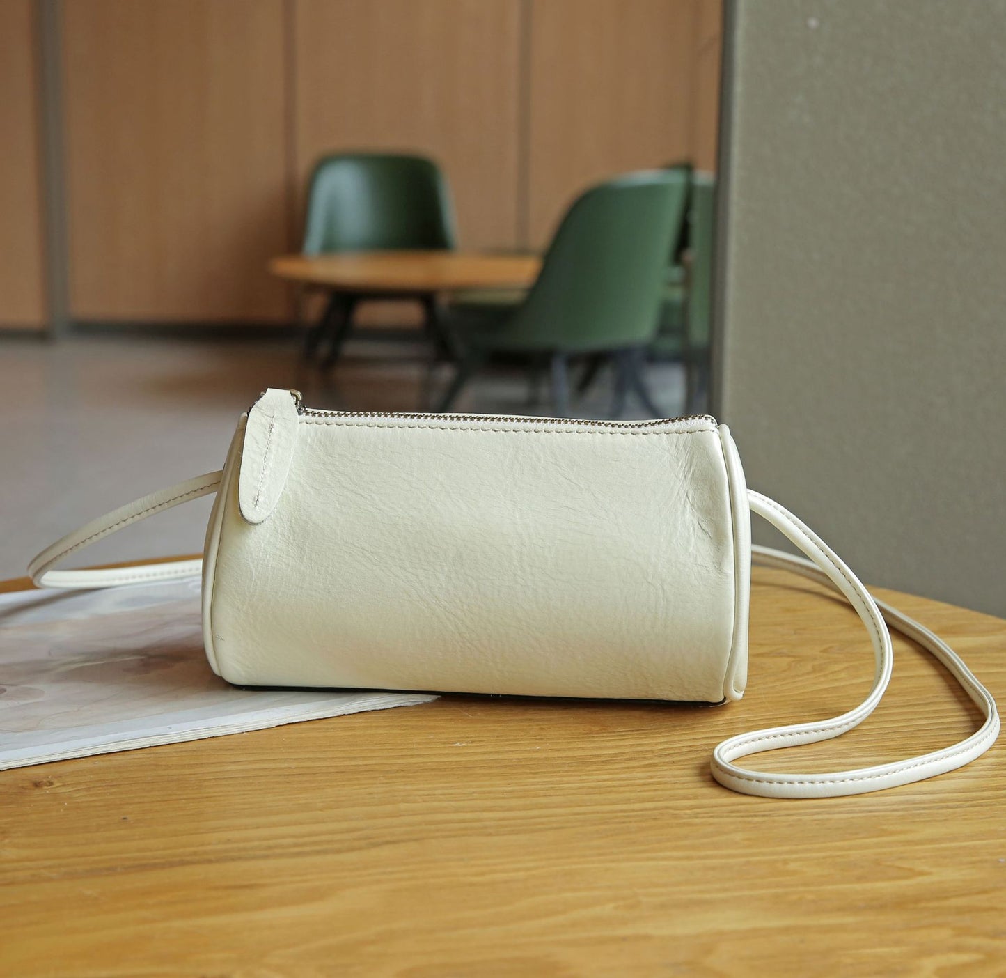 Women's Vegetable Tanned Fashionable Summer Top Layer Shoulder Bags