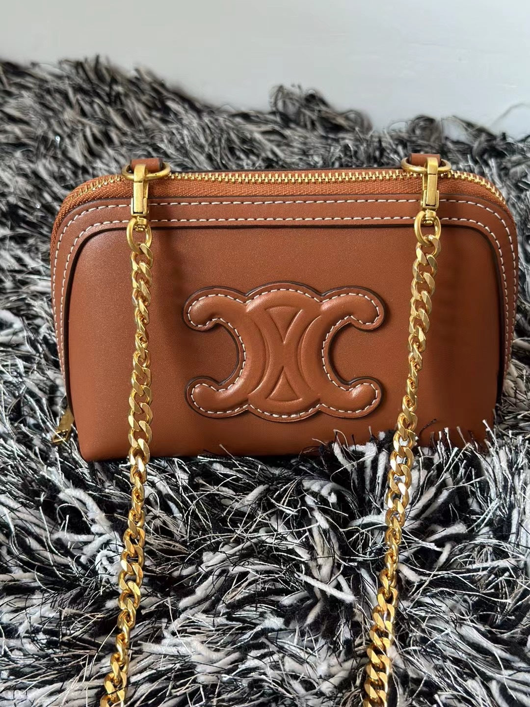 Women's Retro Arc Shell Mini Presbyopic Chain Shoulder Bags