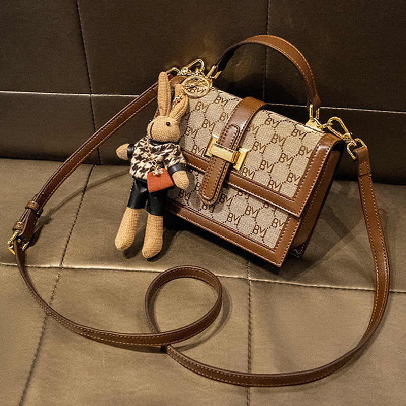 Women's Summer Underarm Fashion High-grade Hand-held Temperament Crossbody Bags