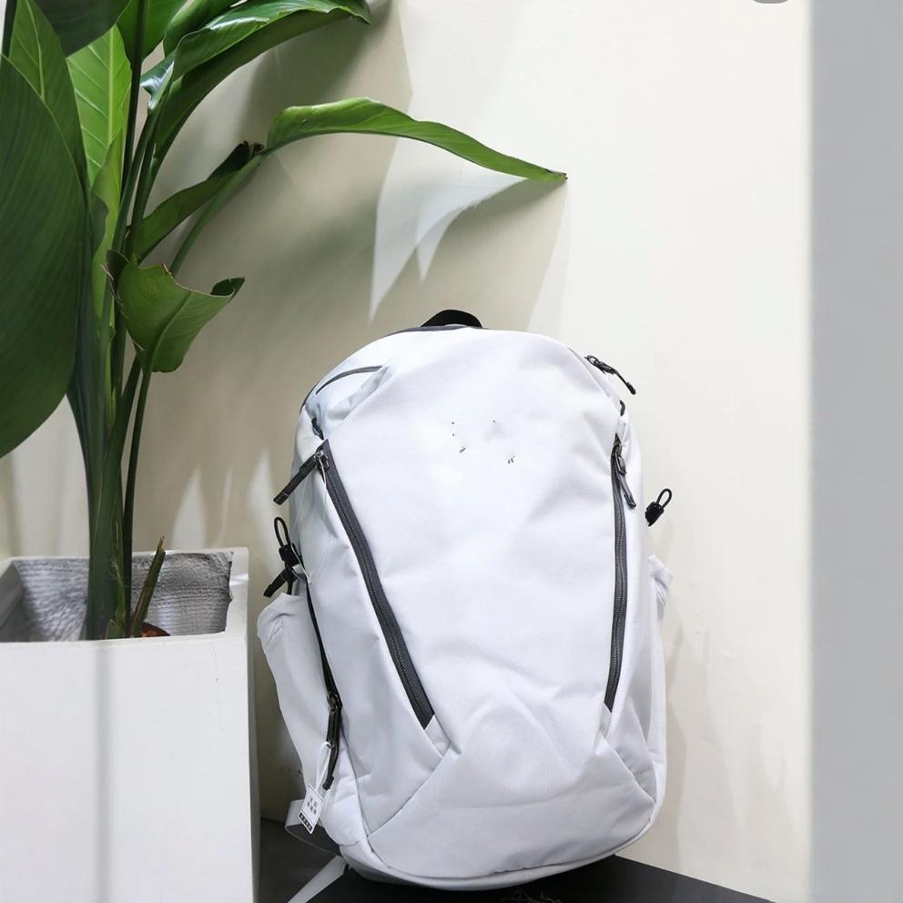 Women's & Men's & Vietnam Order Lightweight Waterproof Sports Backpacks