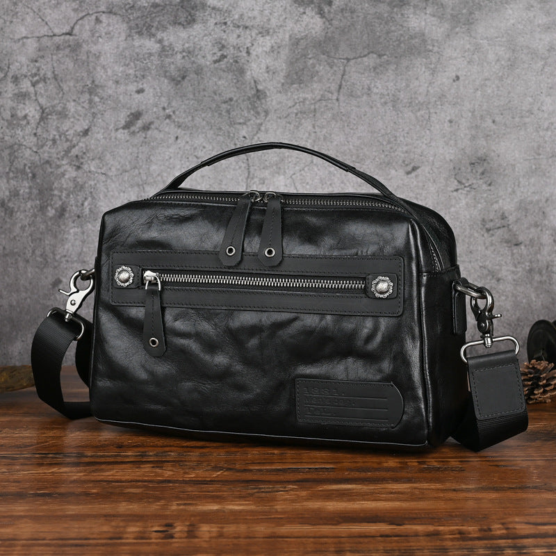 Men's Retro Hand Grip Pattern Vegetable Tanned Men's Shoulder Bags
