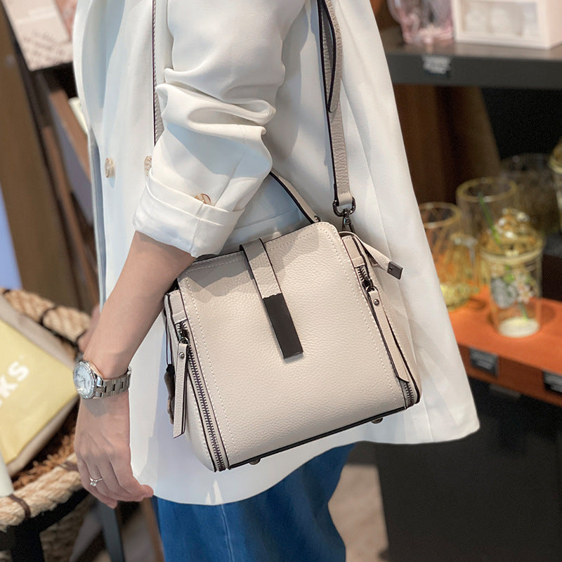 Layer Cowhide Portable Four-way Service Cross Shoulder Bags