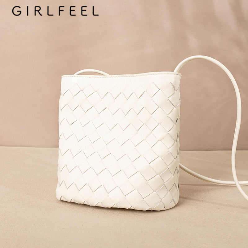 Women's Sheepskin Woven Genuine Leather Design Trendy Crossbody Bags